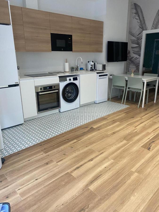 Marina Beach Apartments 瓦伦西亚 外观 照片